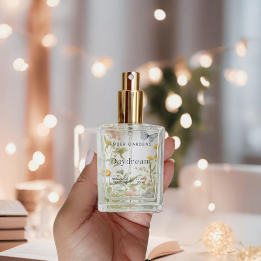 Daydream Perfume | Tranquil Violet, Plum, and Amber Scent